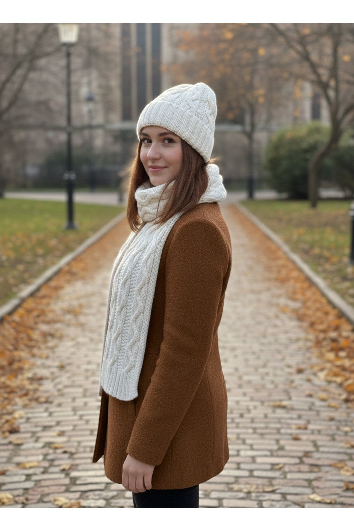 Kadın Yün Kışlık Şık Örme Bere ve Atkı İkili Set Takım