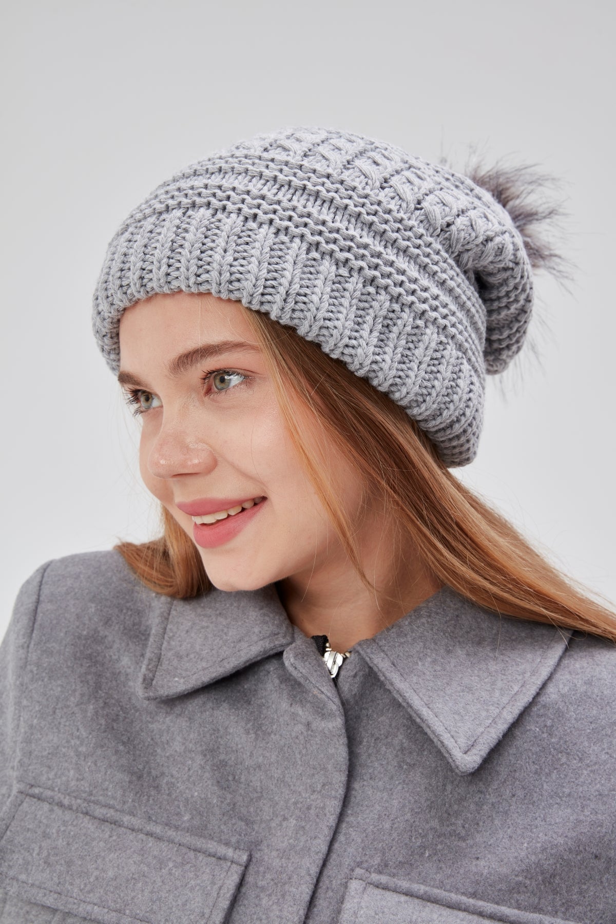 derikem Kadın Kışlık Şık Ponponlu Astarlı Örgü Bere