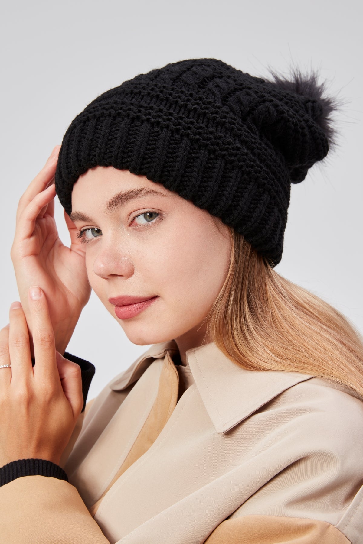 derikem Kadın Kışlık Şık Ponponlu Astarlı Örgü Bere