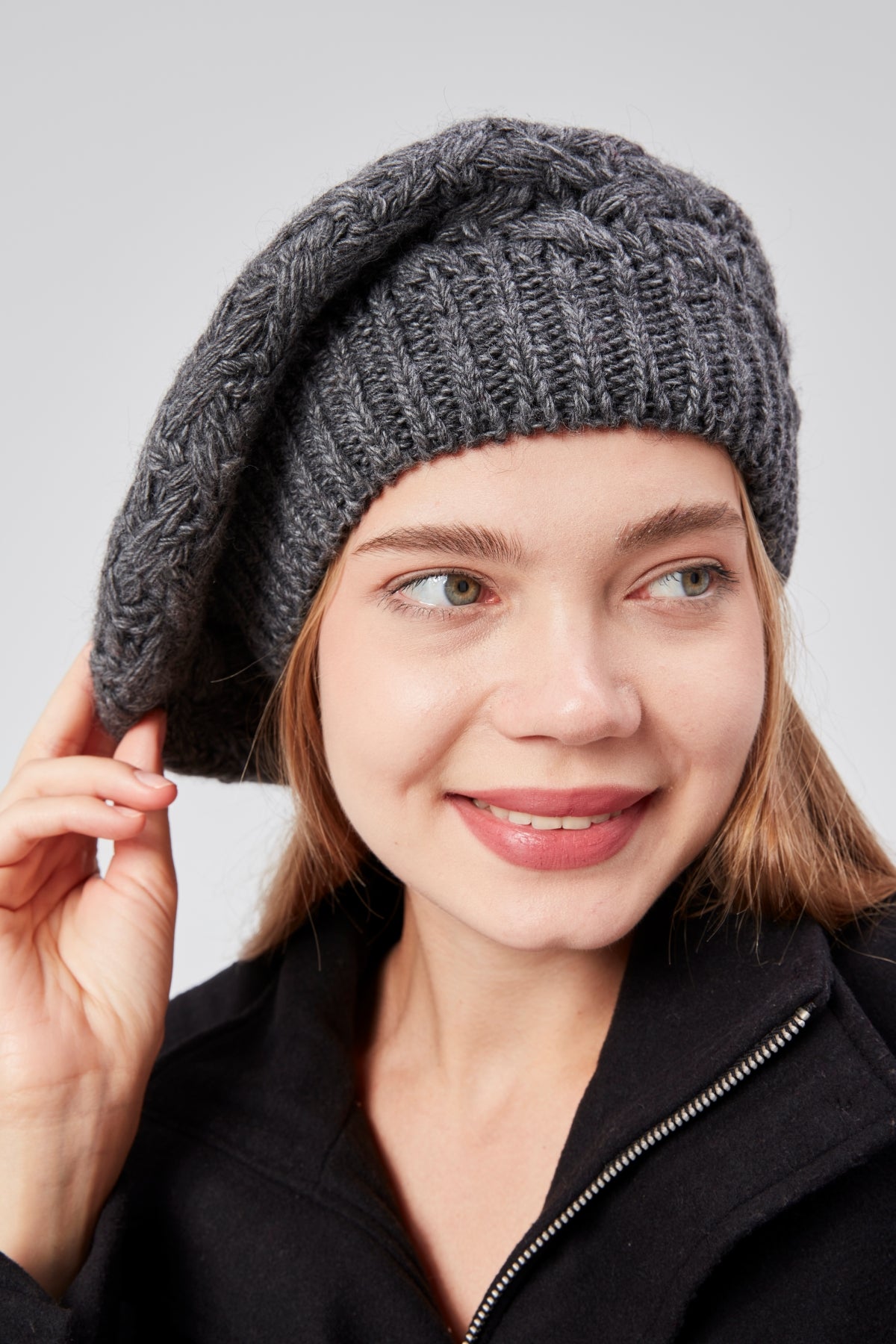 derikem Kadın Kışlık Şık Triko Ressam Örgü Bere