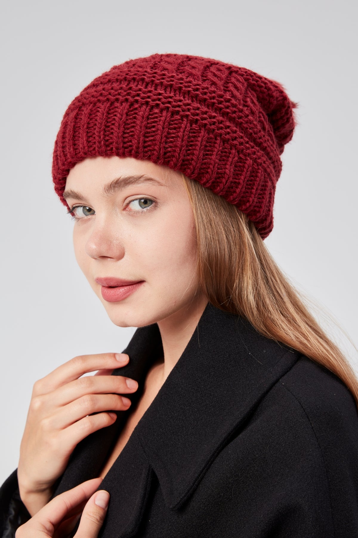 derikem Kadın Kışlık Şık Ponponlu Astarlı Örgü Bere