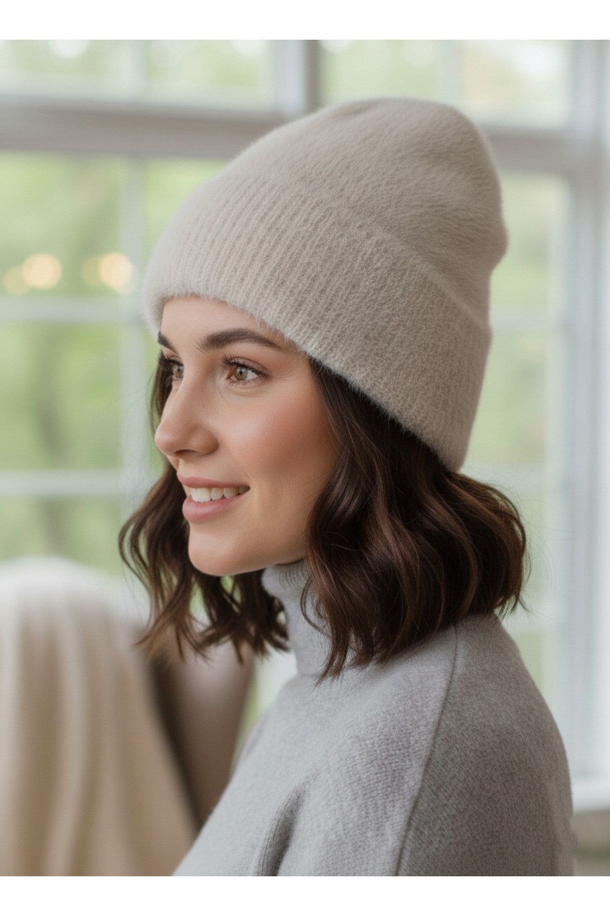 Kadın Tüylü Yumuşak Peluş Bere