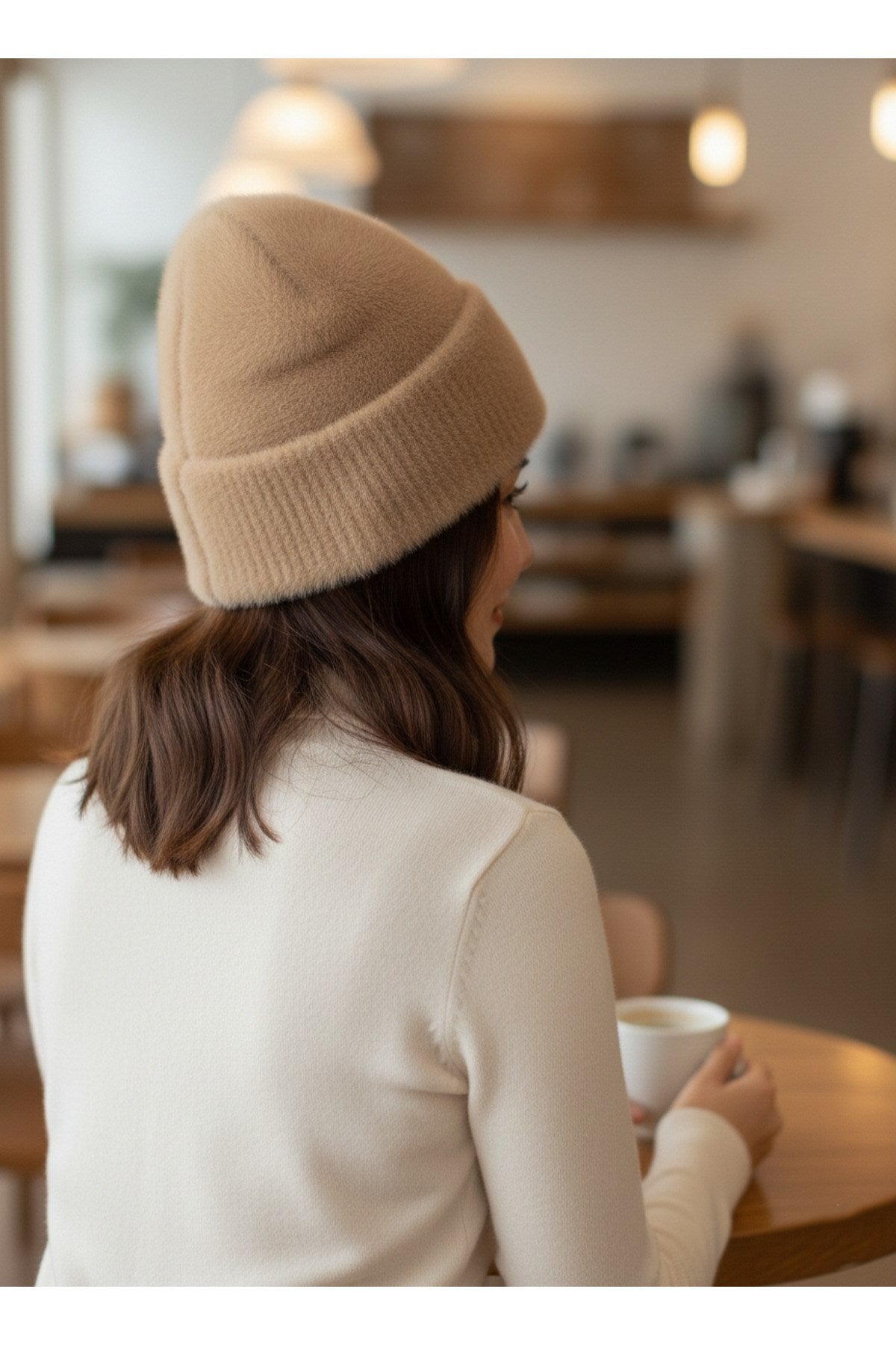 Kadın Tüylü Yumuşak Peluş Bere