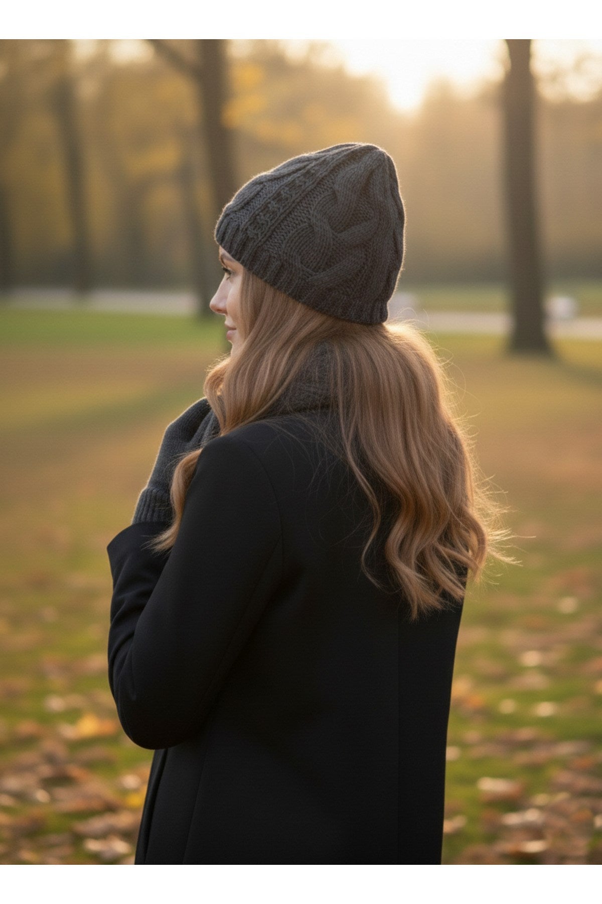 Kadın Kışlık Lüks Örgü Bere, Atkı ve Eldiven Takımı