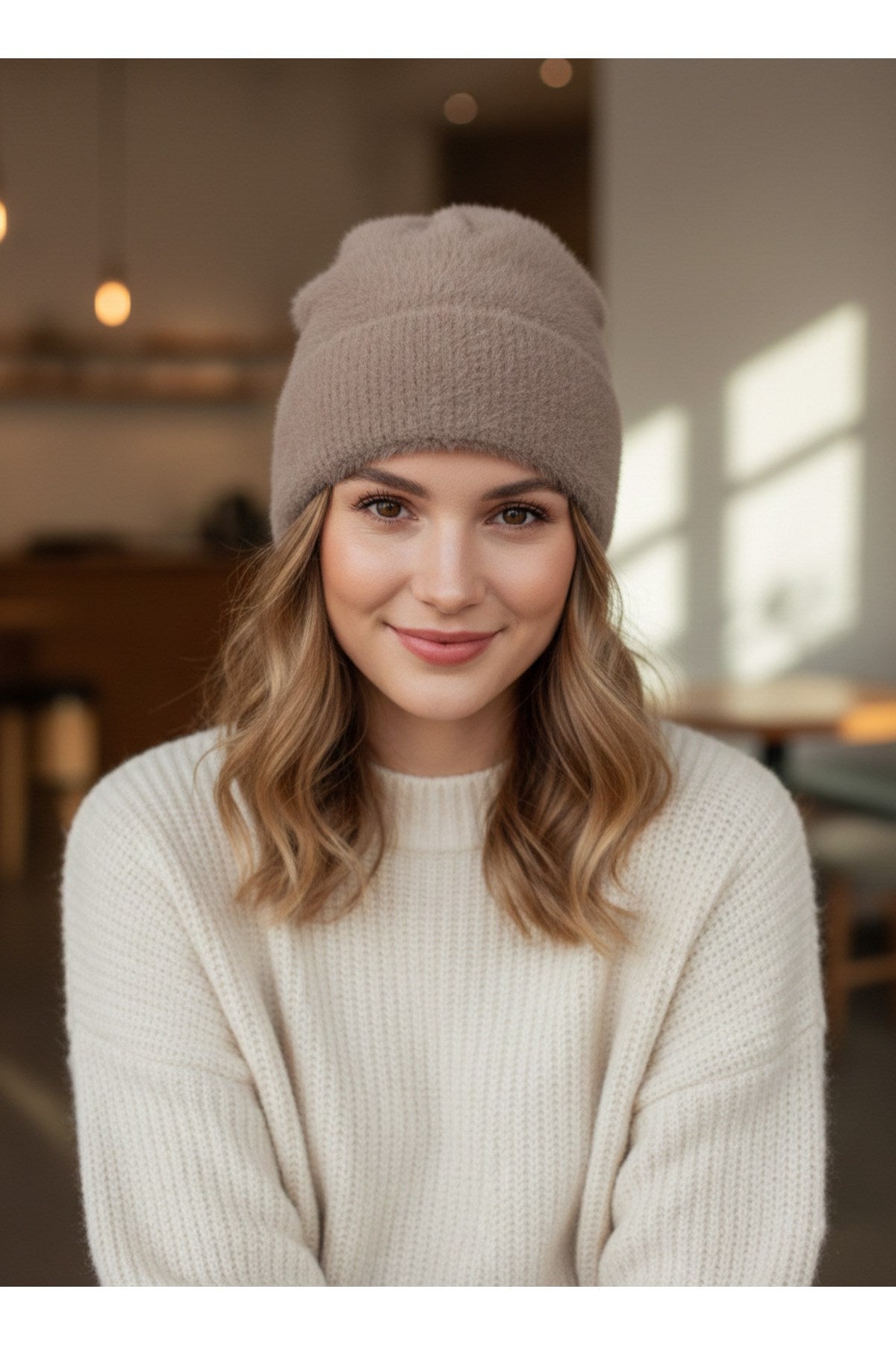 Kadın Tüylü Yumuşak Peluş Bere